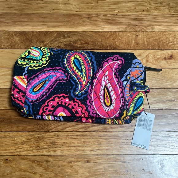 Vera Bradley Accessories - Picture 6 of 6